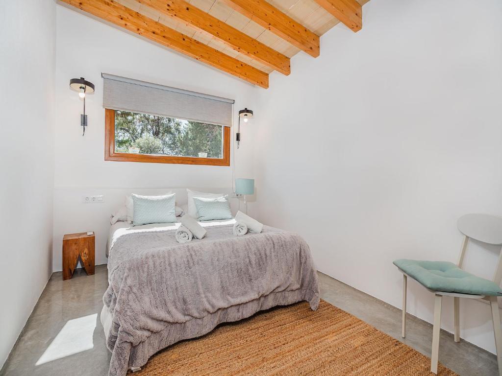 Cosy 2-Bed Villa with Pool, Pollença - 4