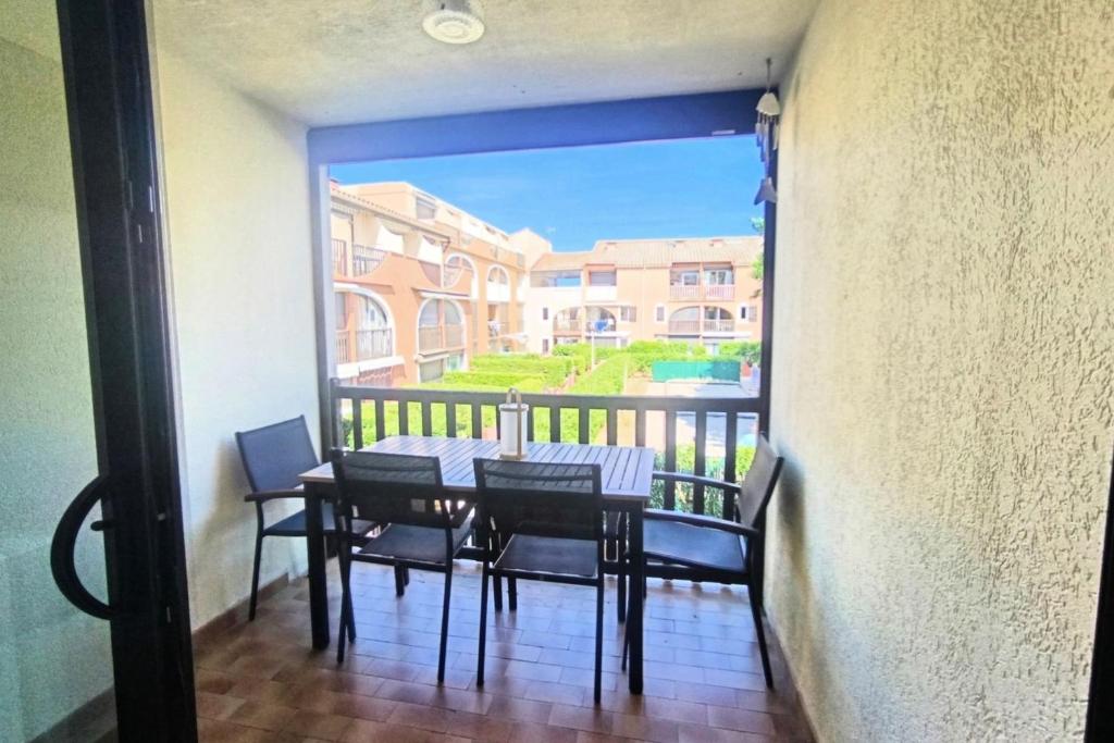 Appartement avec balcon à 800 mètres de la mer - 4