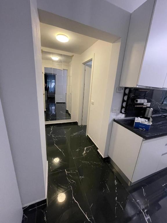 Strategic apartment in the heart of Livorno - 4