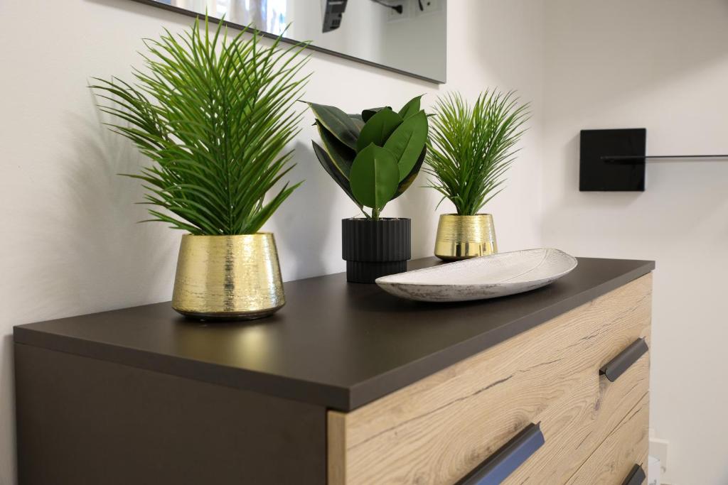 Spacious Apartment near Lake Como & Station by PM Lake Como - 5