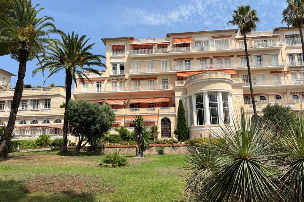 Duplex in Hyères with pool & tennis - 1