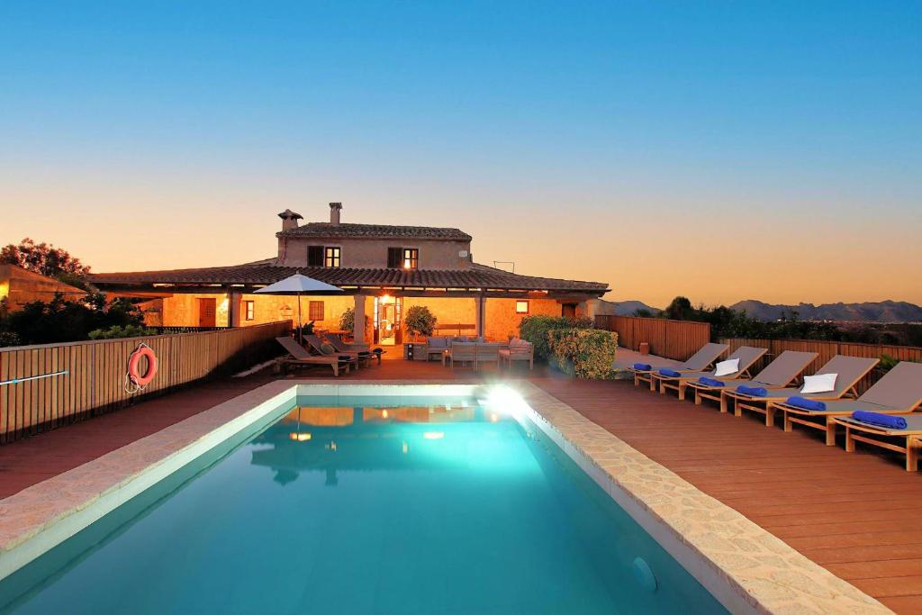 Finca Casou Pollensa Spacious Countryside Retreat With Pool For Multi-Family Stays - 4