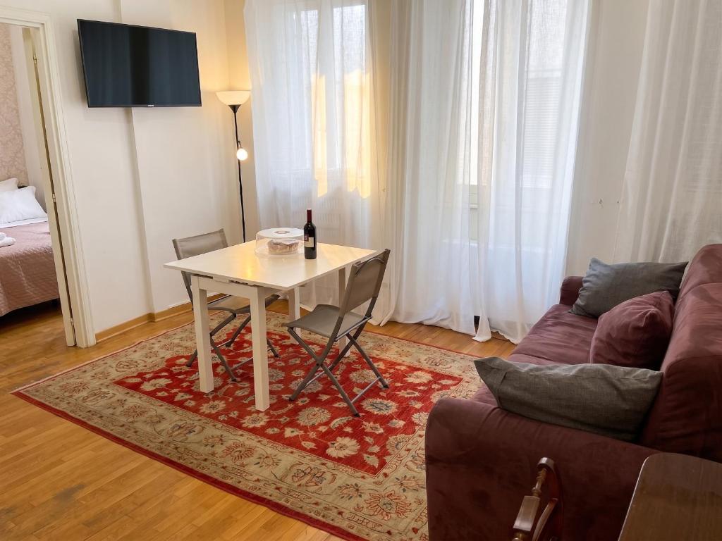 Charming Apartment Near Roman Forum - 60 m² - 1