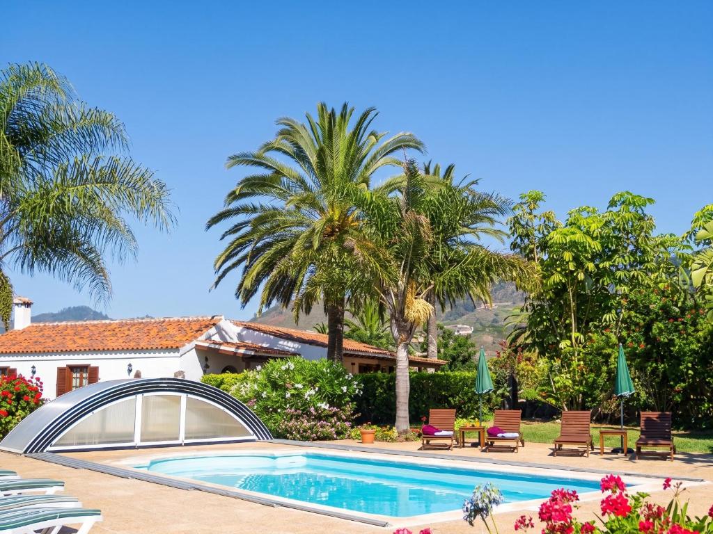 Elegant Apartment in San Cristóbal de La Laguna with Pool – 35 m² - 3
