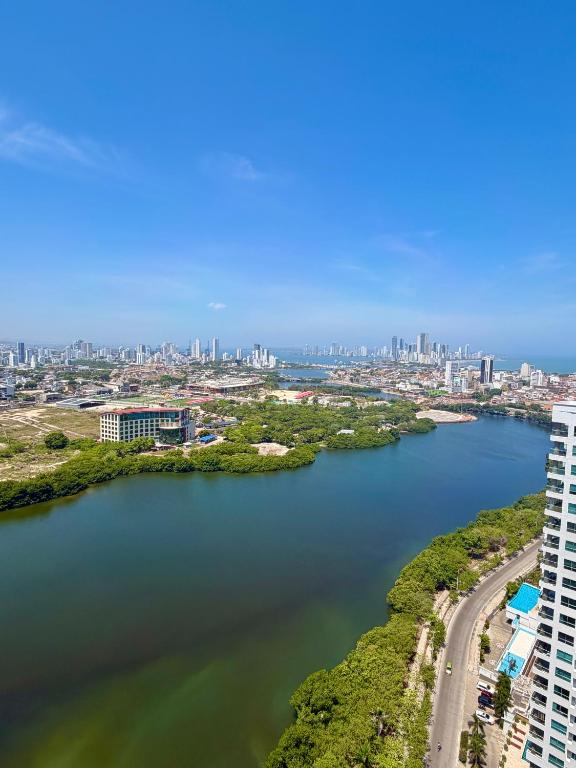 NEW! Ocean & City 360views 25FL FREE Airport pick up BY IMZ - 3