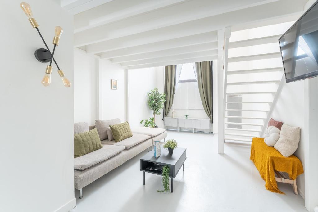 Urban White - loft lumineux avec terrasse - 1