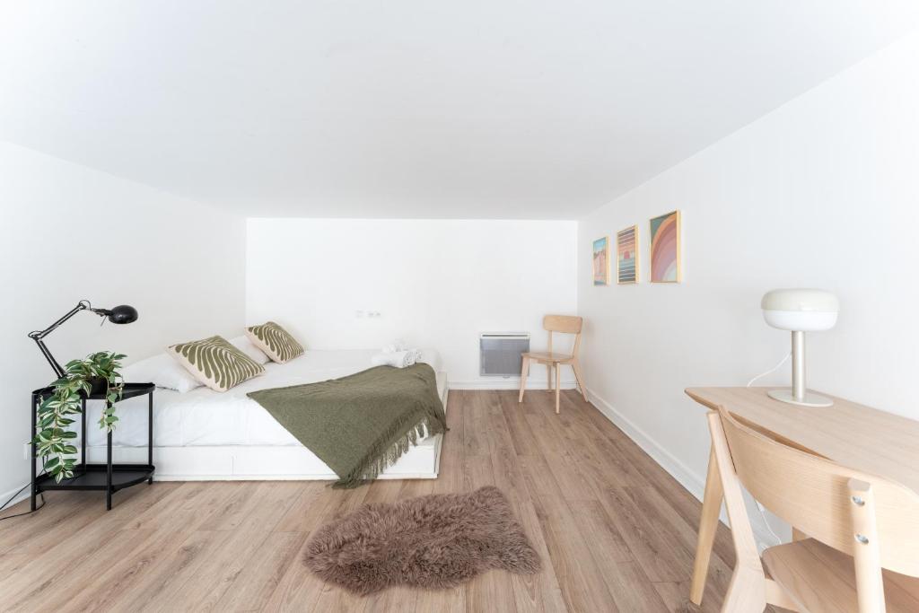 Urban White - loft lumineux avec terrasse - 5