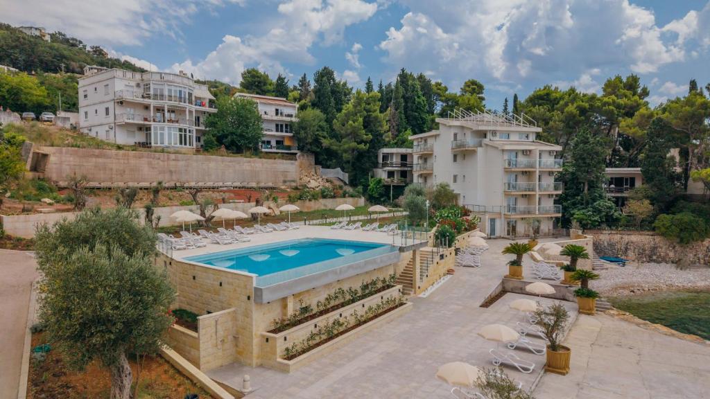Lusso Apartments - 2