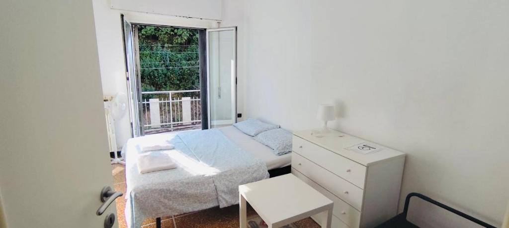Centrum Twin & Triple Rooms Shared Bath - 1
