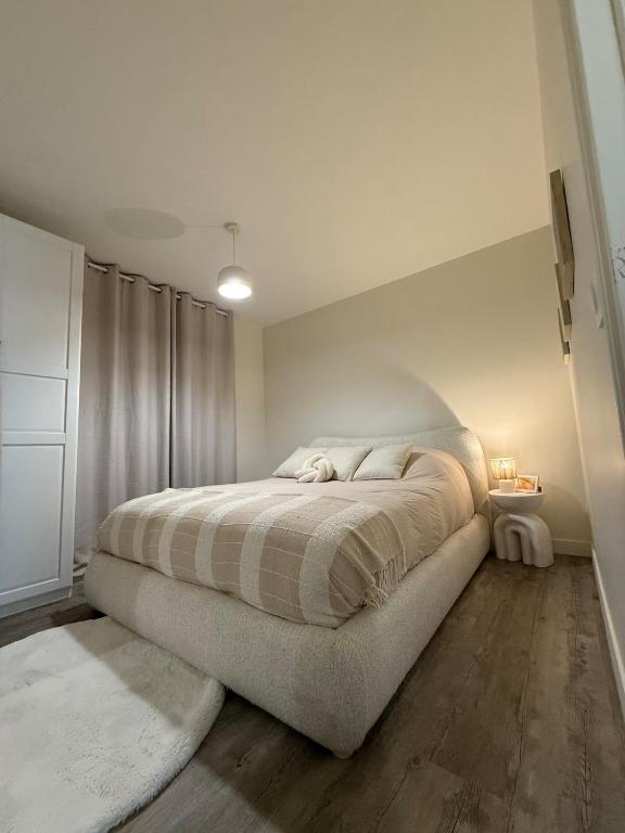 Spacious new cocoon - 2