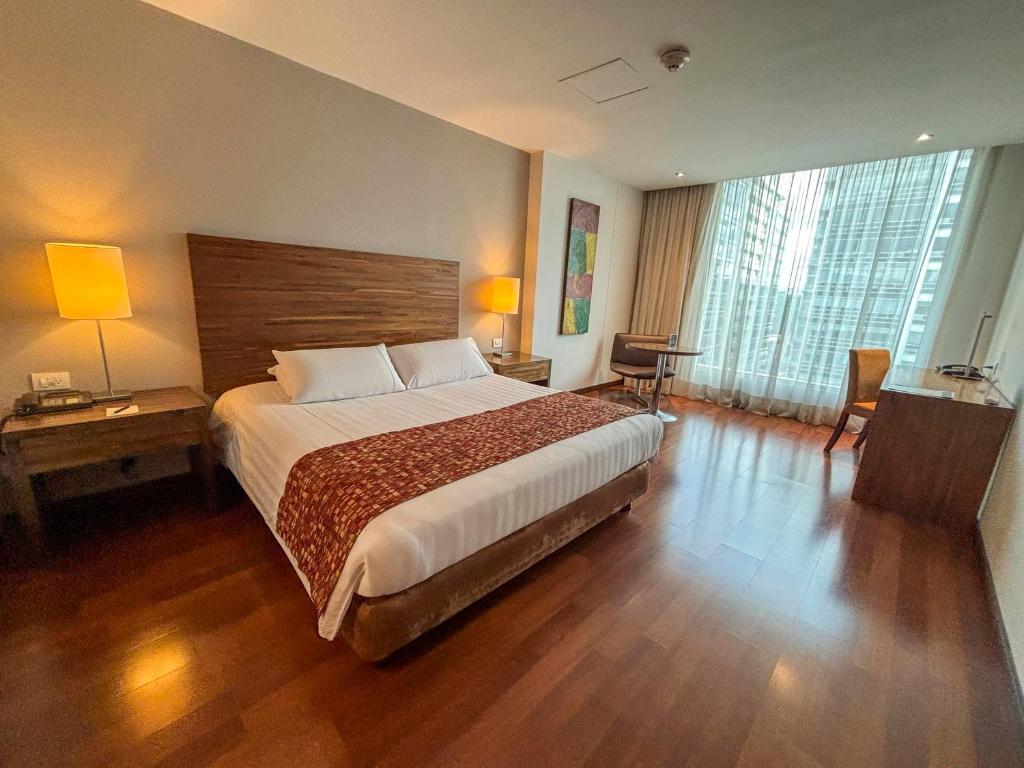 Hotel Estelar Calle 100 - 5