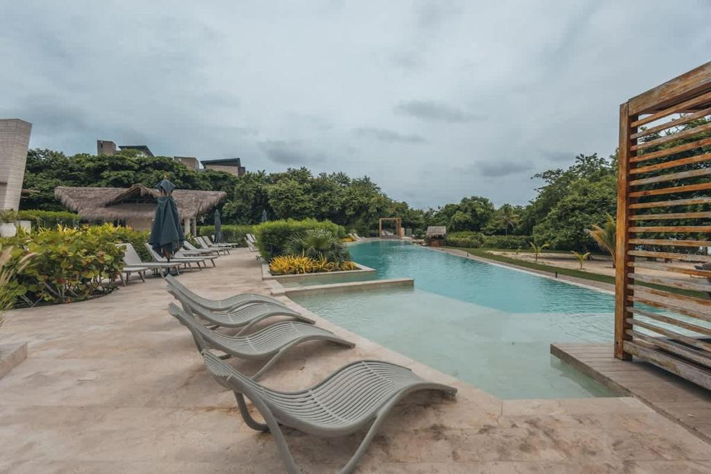 New! 3BR Ocean View apt at Calablanca B6 - 1