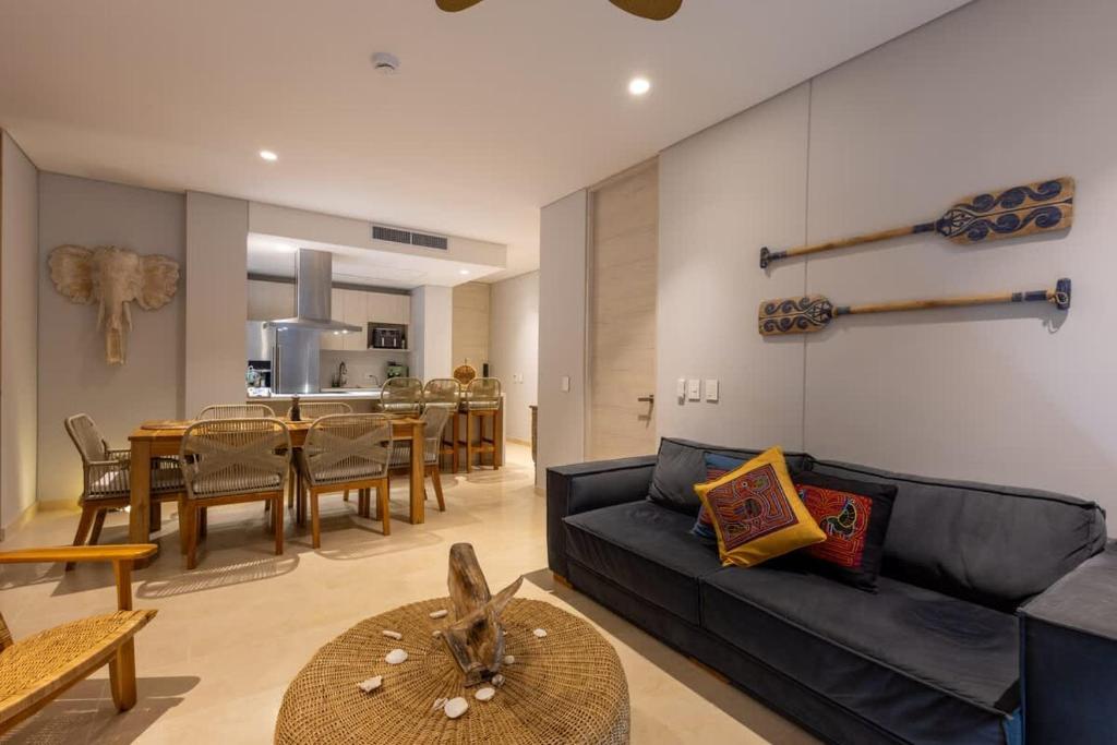 New! 3BR Ocean View apt at Calablanca B6 - 2