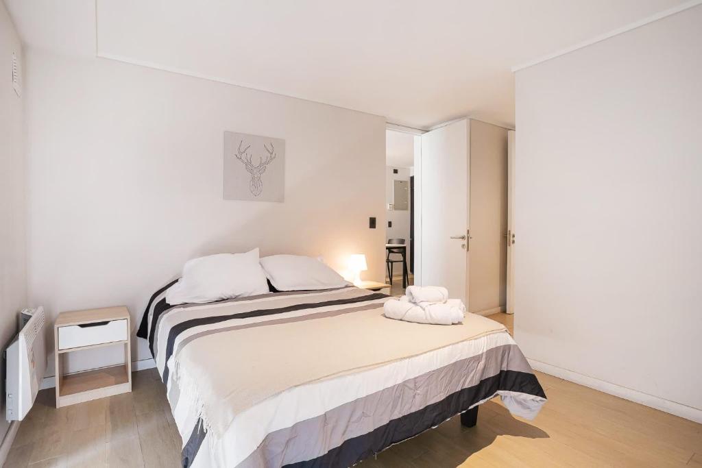 Close to everything in Providencia 2BR2BA Apt - 2
