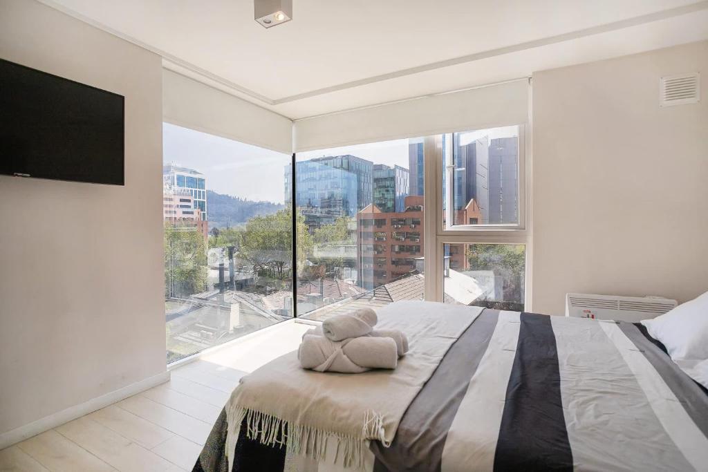 Close to everything in Providencia 2BR2BA Apt - 3