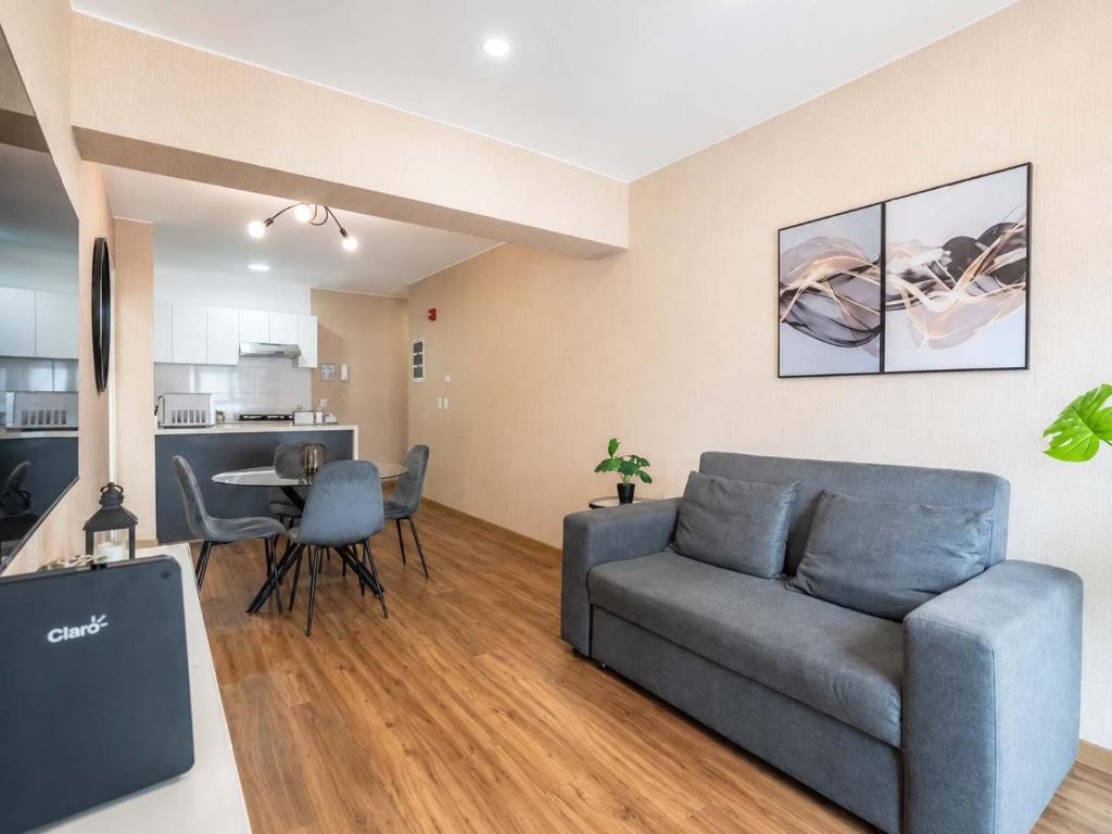 Stylish Flat 811 in the Heart of Miraflores - 3