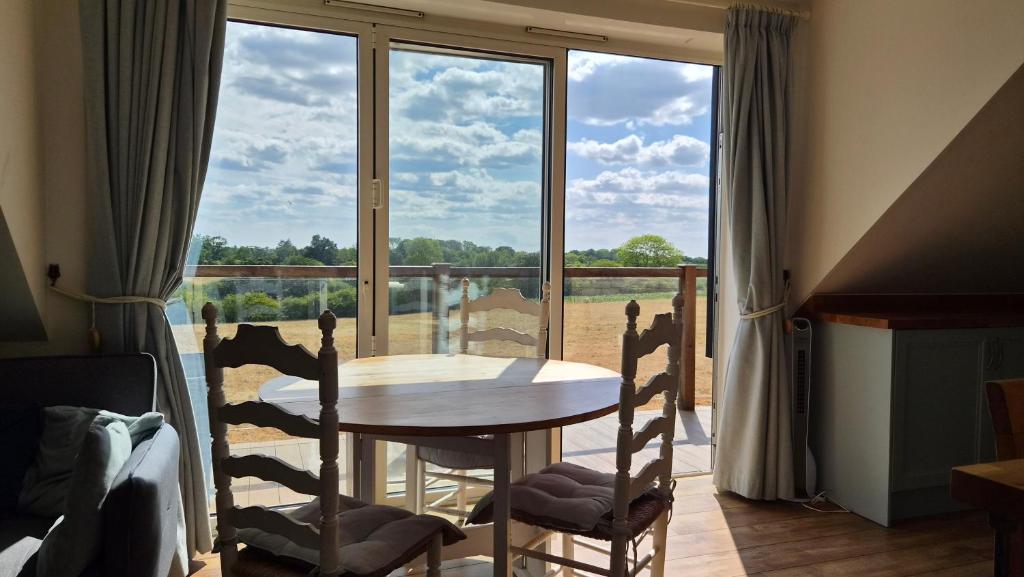 The Swish, New Forest Retreat photo 3