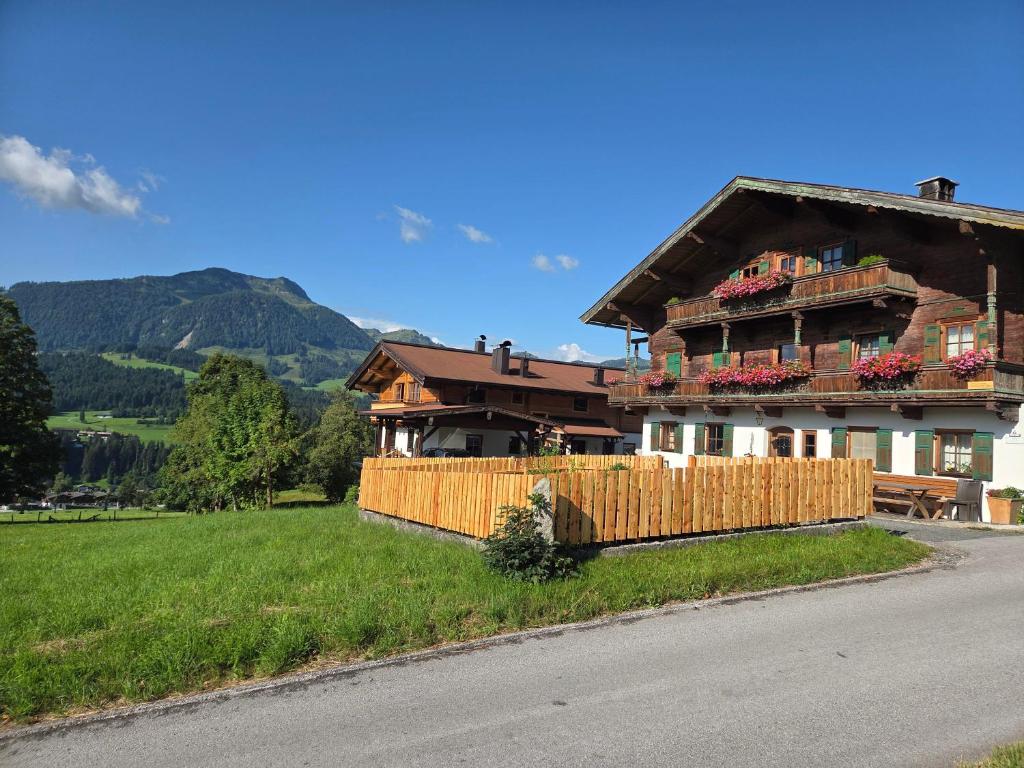 Ferienwohnungen Hausbacher-Bichlhof - 1