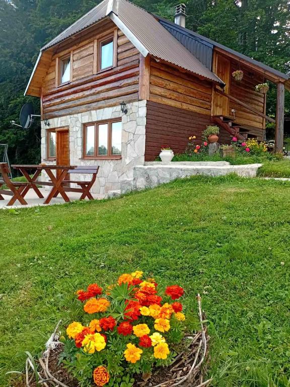 Brvnara Iskra Smrcevo brdo - 2