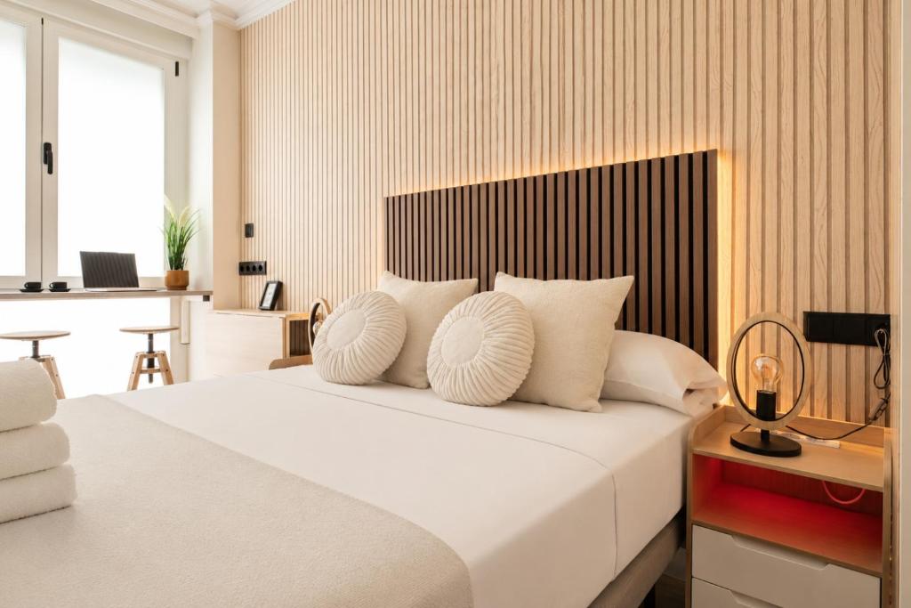 Modern Apartment in Arturo Soria Fully Equipped - 2