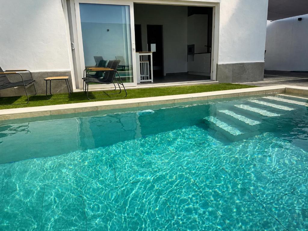Paradiso Luxury Villa - 1