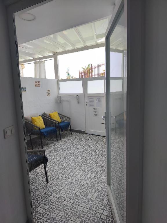 Central Apartment 4P Playa Chica Beach 2min WIFI - 3