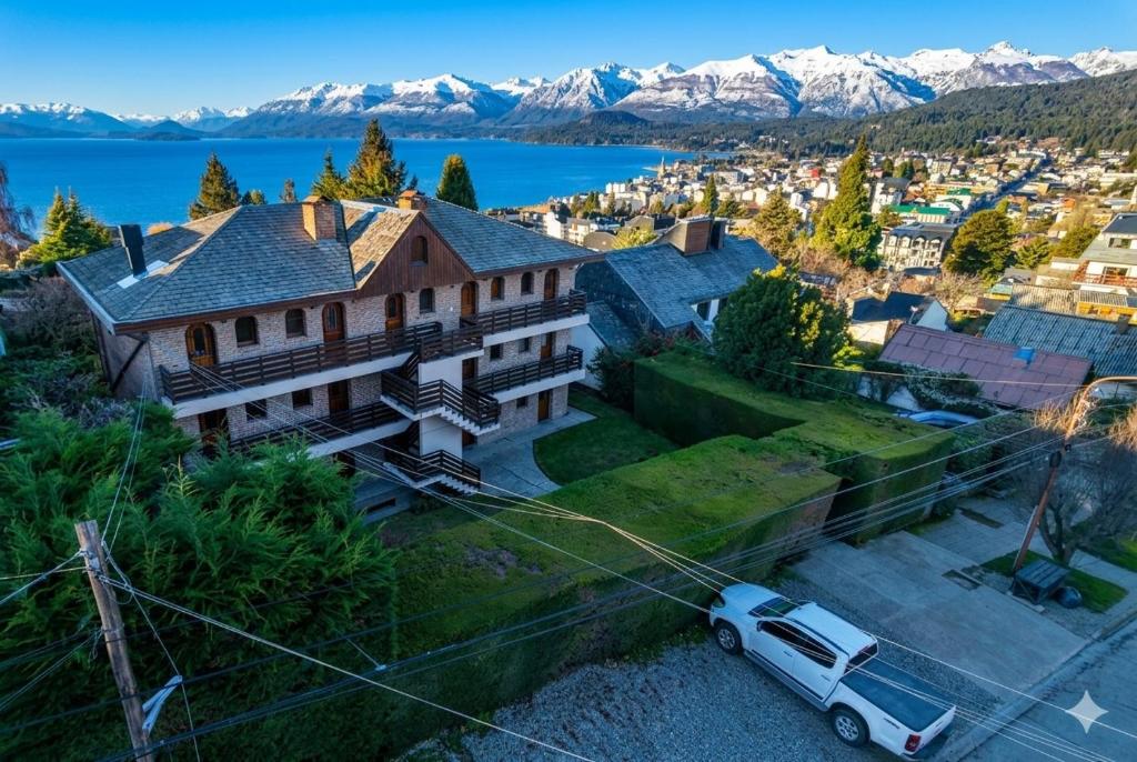 Departamento en complejo residencial entero en San Carlos de Bariloche, Argentina - 5