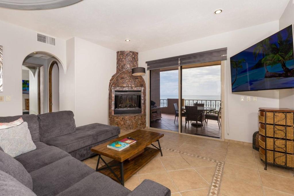 Bella Sirena 502-A Beachfront Luxury - Best Views, Best Location - 5