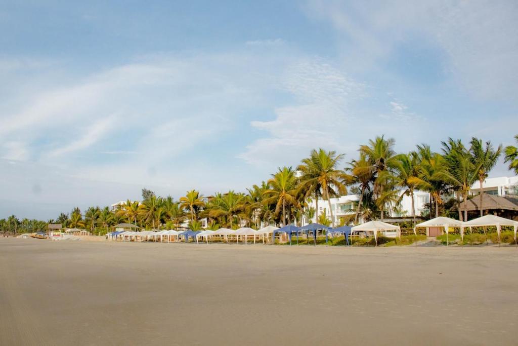 Kasa Grande Punta Blanca playa, parqueo, Wi-Fi, AC, cocina, BBQ - 1