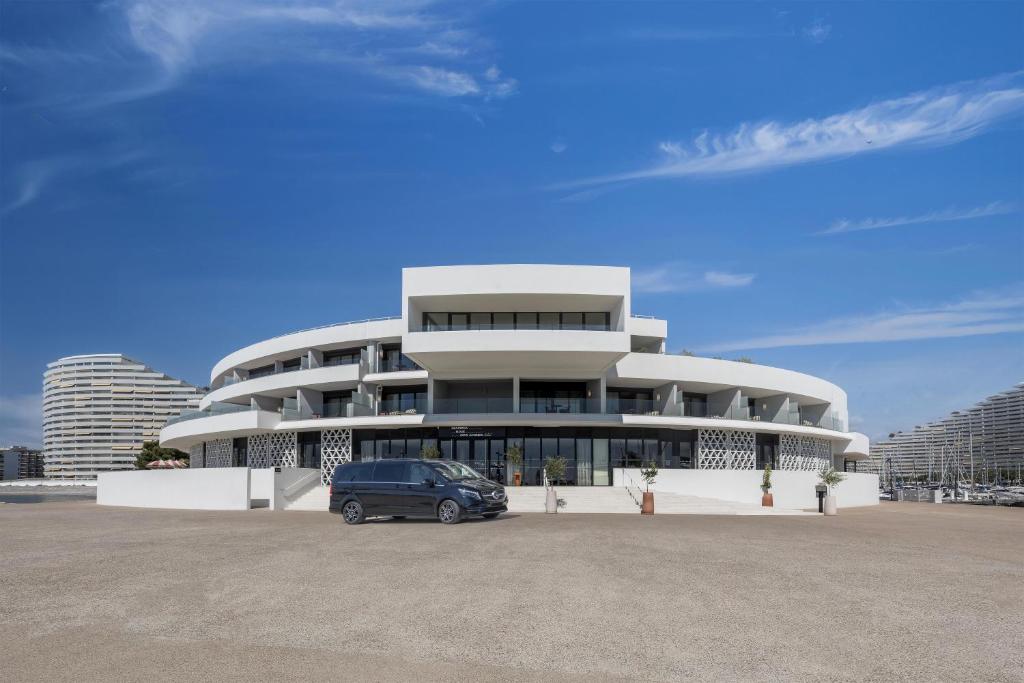 Marina Baie des Anges Hôtel, Curio Collection By Hilton - 5
