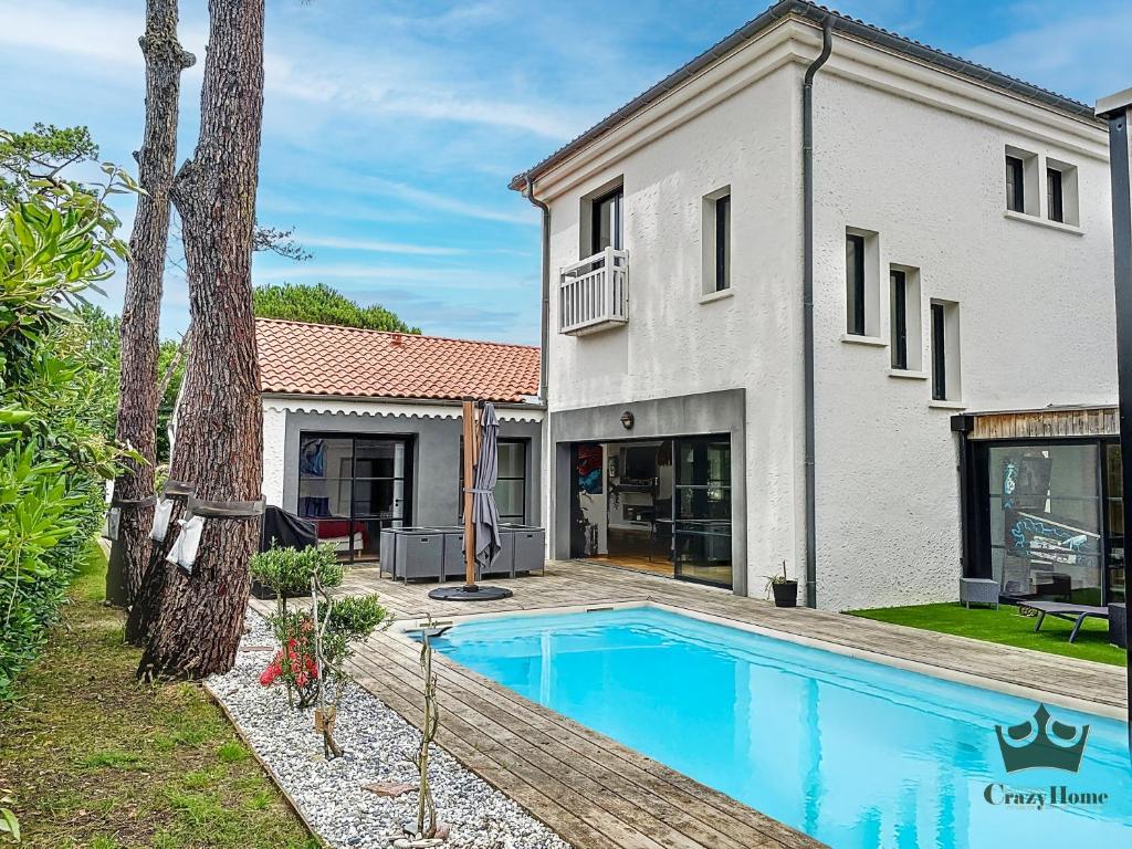 Villa Chiberta I Pool I Beach 2 minutes walk I 10 Pax I Parkings - 4