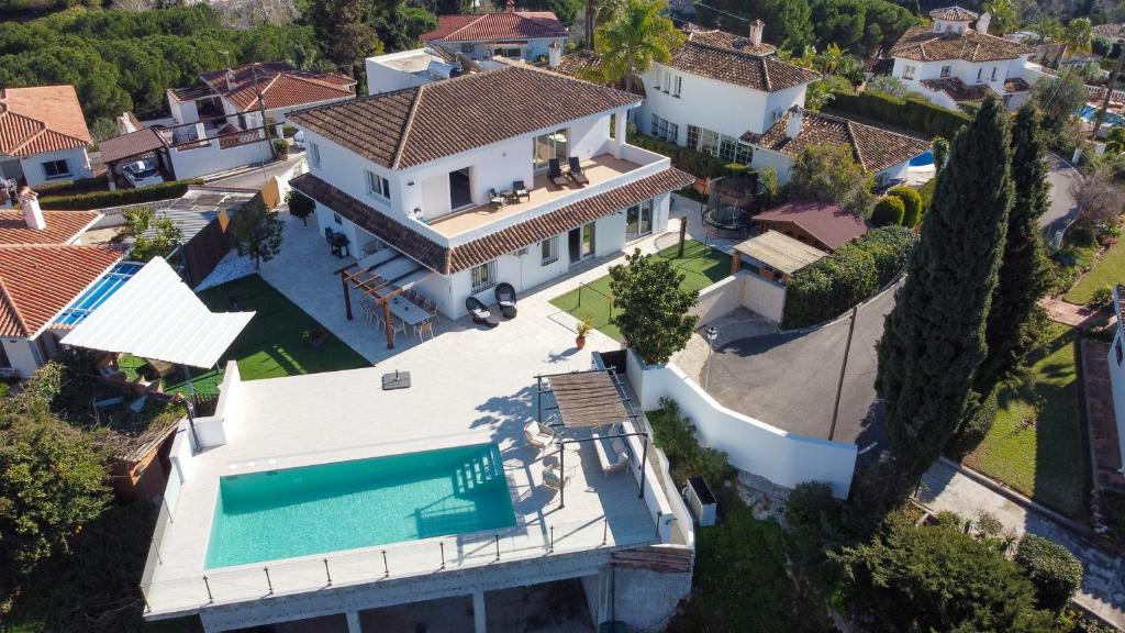Villa Linn - Modern Family Villa Mijas - 1