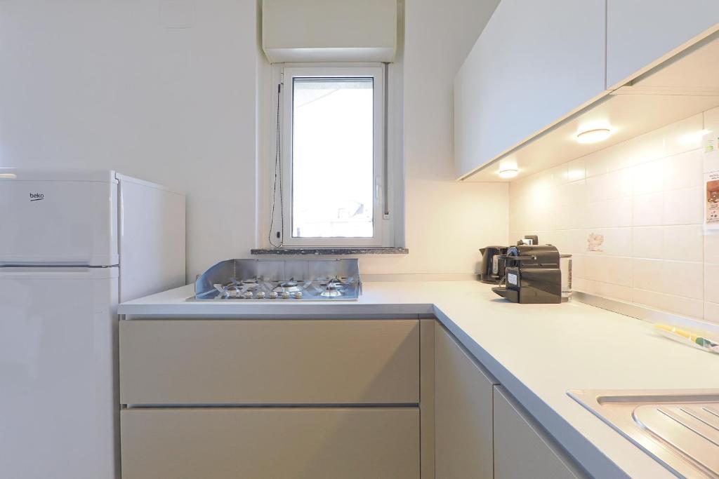 M4 Linate Modern Flat Terrace & Parking - 5