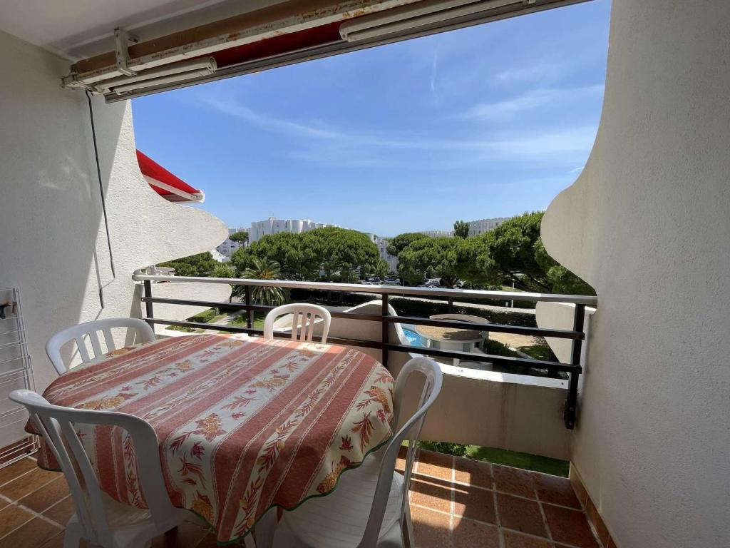Studio cabine avec piscine proche plage et commerces - FR-1-328-156 - 4