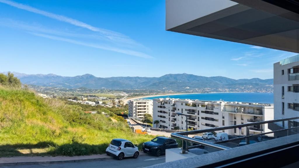 Appartement en bord de mer à Ajaccio - 68 m², 6 personnes - 2