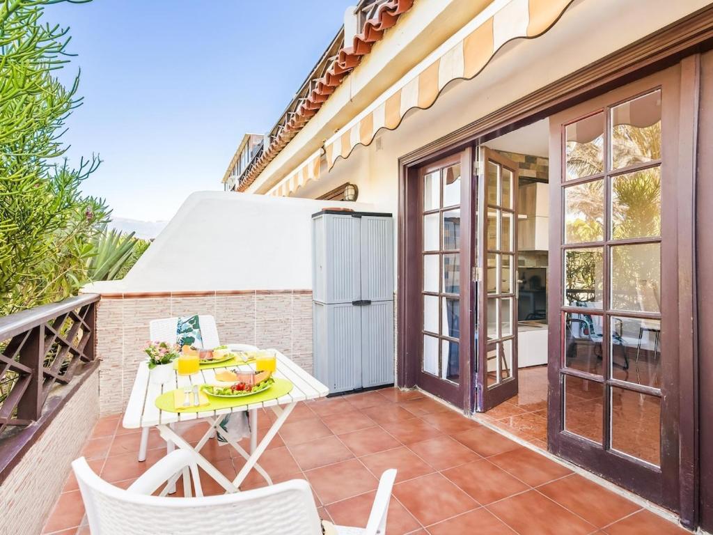 9 Amarilla Bay Holiday Pool Terrace - 1