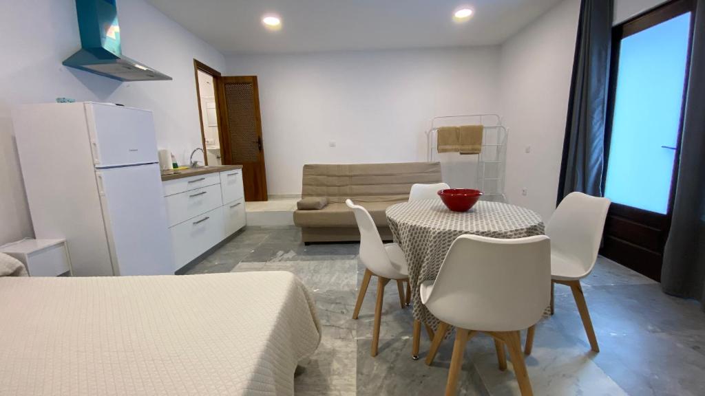 1 linea de playa - Apartamentos - Beach & River - Conil - 2