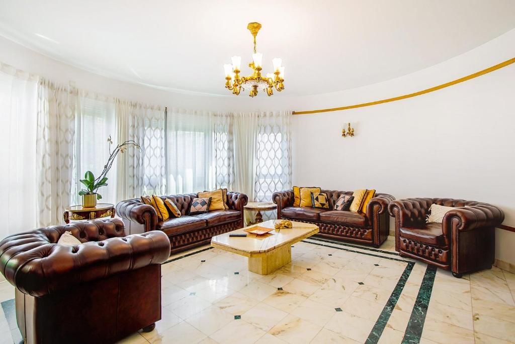 GuestReady - Spacious and bright stay in the 16th - 1