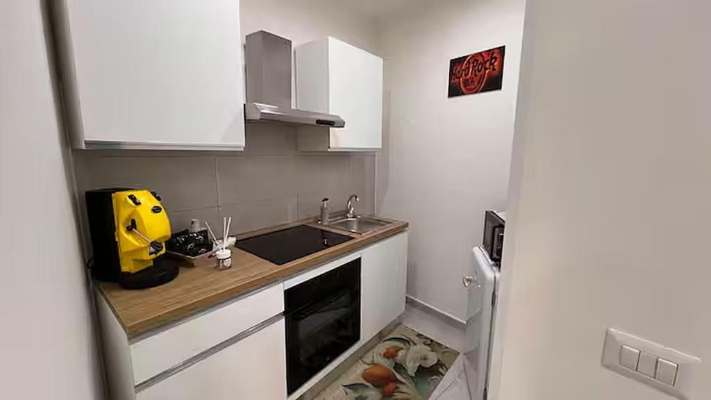 New studio apartment in the center - 2