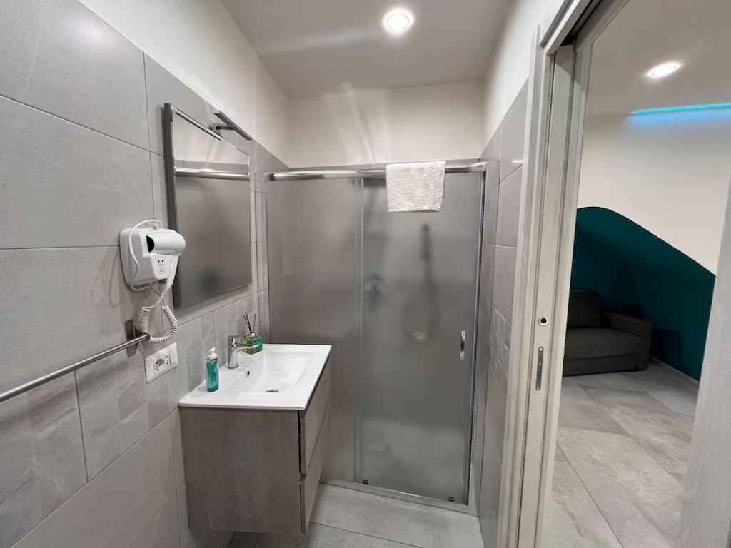New studio apartment in the center - 4