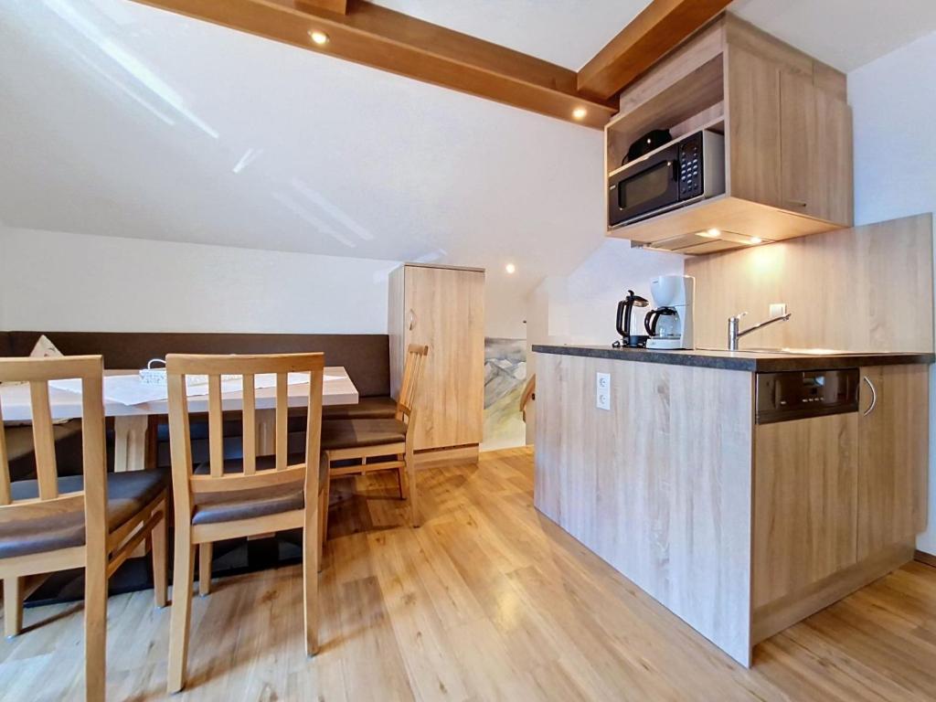 Apartment Alpenblick by Interhome - 2