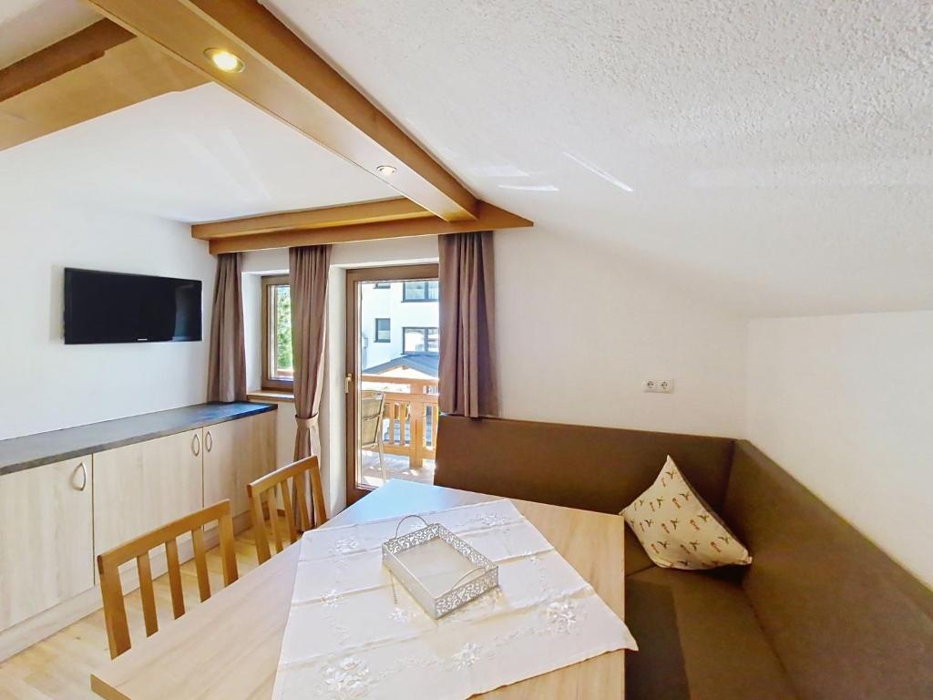 Apartment Alpenblick by Interhome - 3