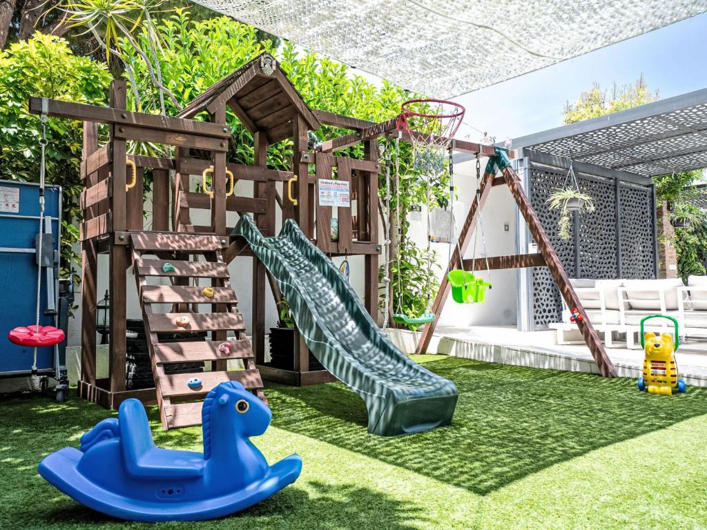 Holiday Home In der Nähe des Strandes- beheiztes Schwimmbad- Spielraum- Spielzimmer- etc by Interhome - 3