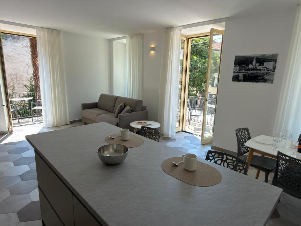 Baveno Rose Apartment 1 - 4