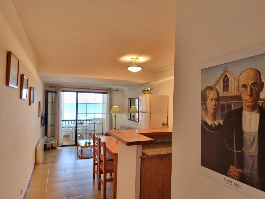 Apartamento acogedor a 50m de la playa con terraza - HISP-236-124 - 3