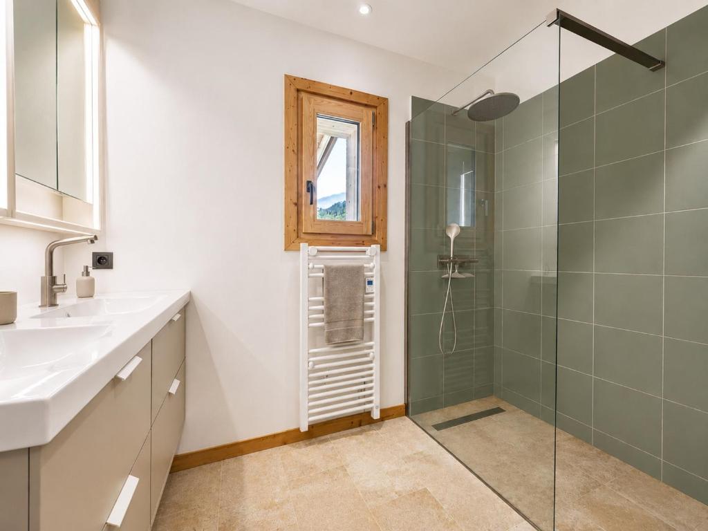 Chalet cosy 6-8 pers avec poêle à bois et terrasse ensoleillée - FR-1-505-154 - 3
