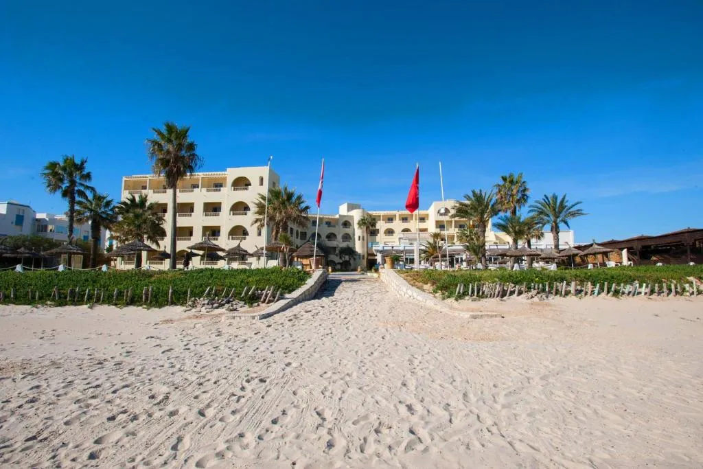 Sol Palmeras Beach - Family Hotel, hotel in El Ahmar