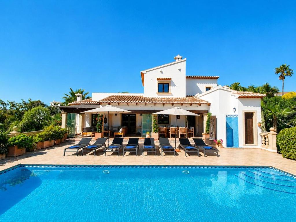 Villa Villa Lantana by Interhome - 1