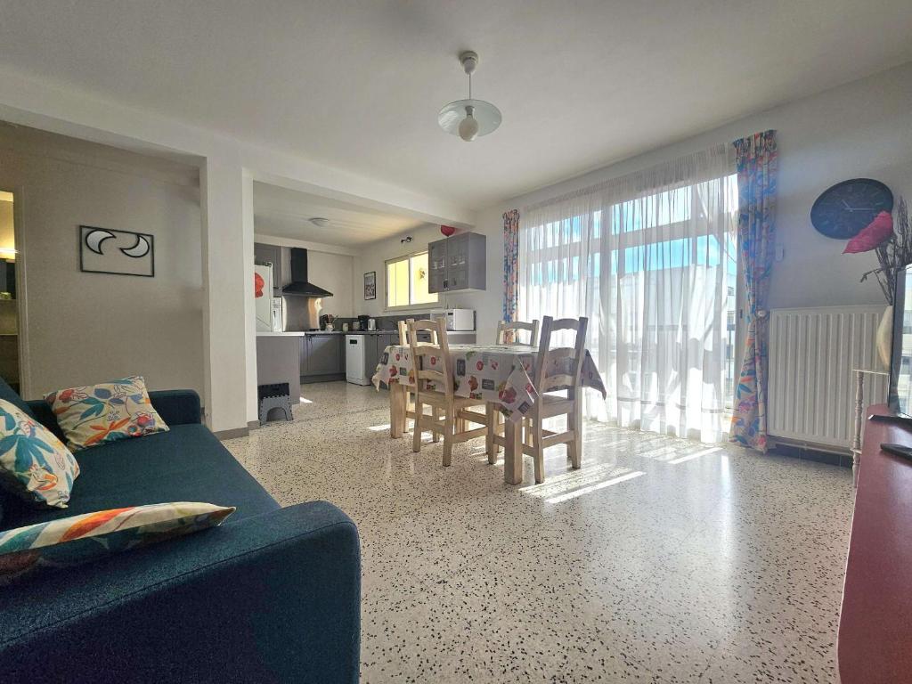 Superbe T3 avec loggias fermées, garage, et wifi à Balaruc-les-Bains, classé 3 étoiles - FR-1-553-216 - 3