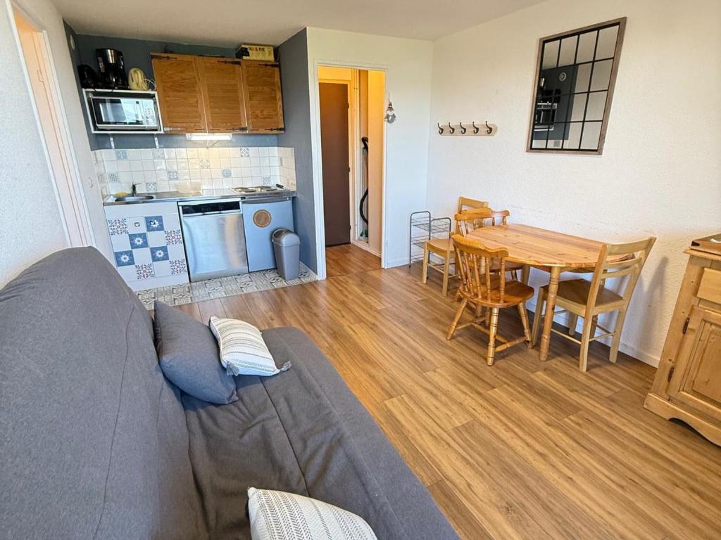 Pied des pistes, 2 pièces pour 5 pers, balcon, vue vallée - 3